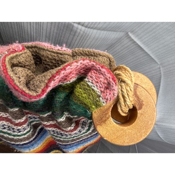 Vtg Style Boho Shoulder Bag Striped Multicolored Fringed Wood Accent Jute Straps - Picture 8 of 12